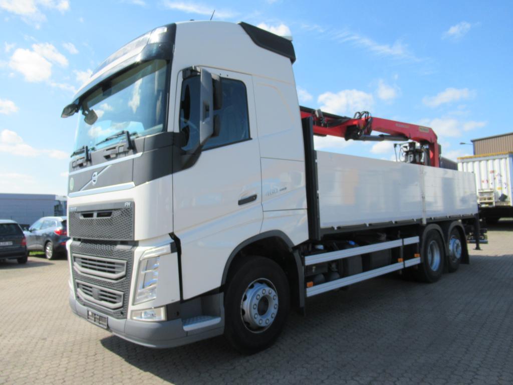 Truck vehicle Rigid 6x2-4 Volvo 2017 - TIP Trailer Sales